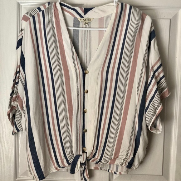 Style Envy Tops - Style Envy Shirt